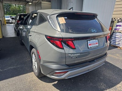 2025 Hyundai TUCSON SE