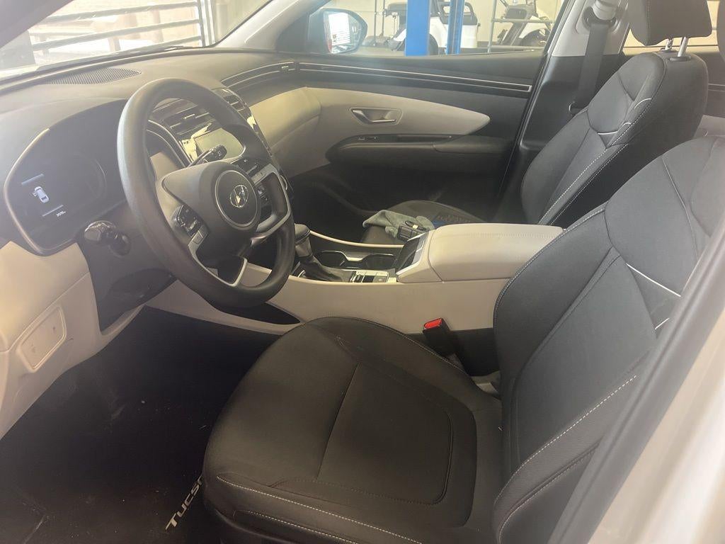 2023 Hyundai TUCSON SE