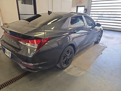 2021 Hyundai ELANTRA SEL