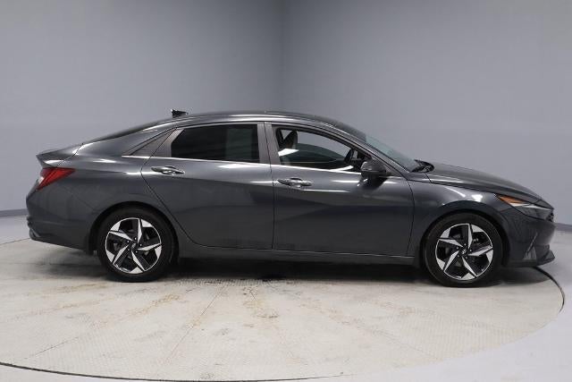 2022 Hyundai ELANTRA Limited