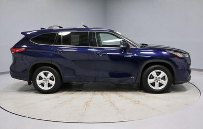 2020 Toyota Highlander LE