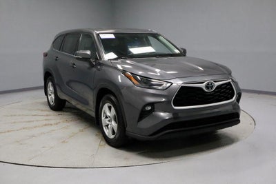 2022 Toyota Highlander LE