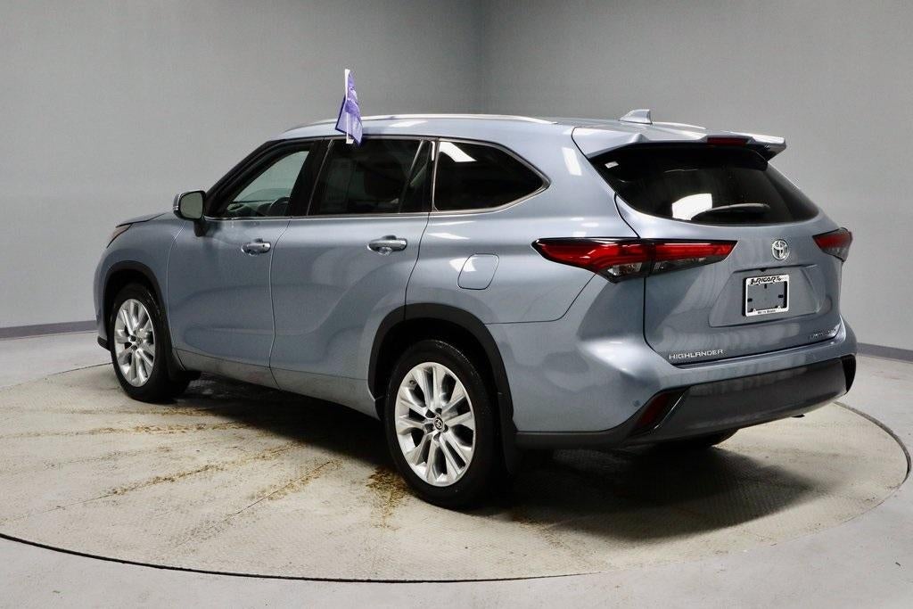 2022 Toyota Highlander Limited