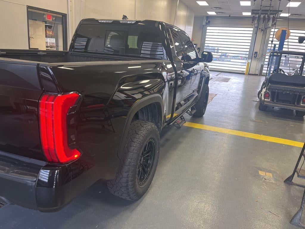 2022 Toyota Tundra 4WD SR5