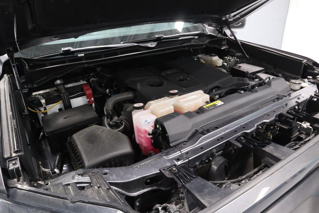 2025 Toyota Tundra 4WD SR5