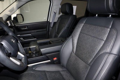 2024 Toyota Tundra 4WD SR5