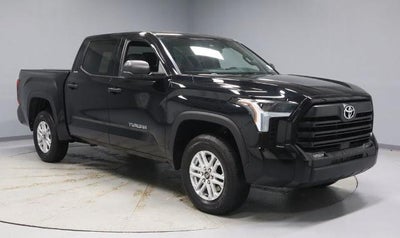 2025 Toyota Tundra 4WD SR5