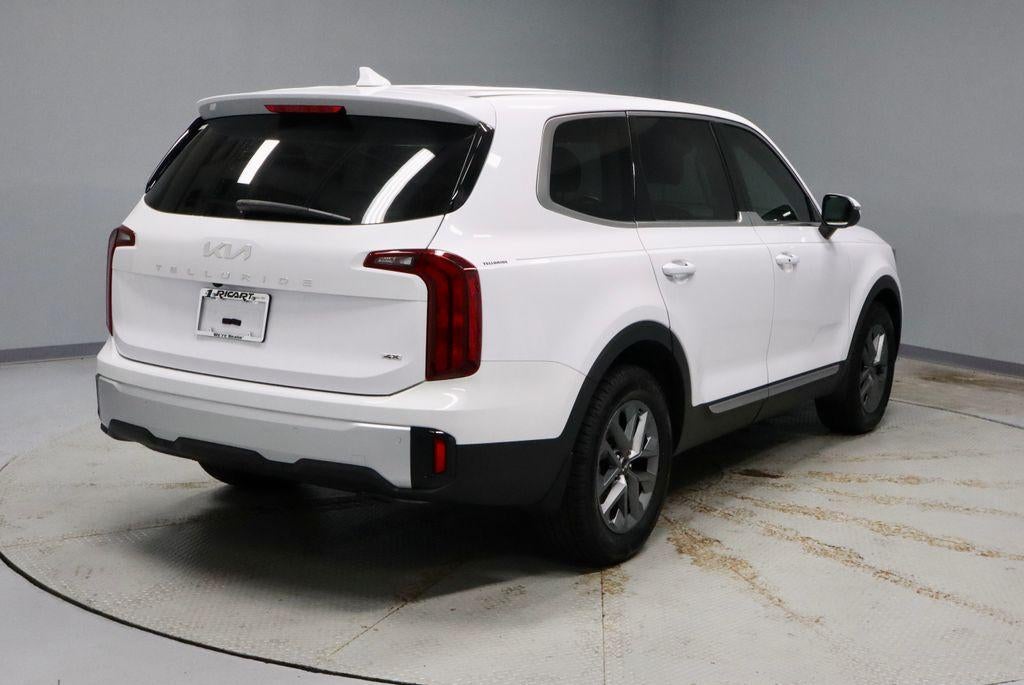 2023 Kia Telluride LX