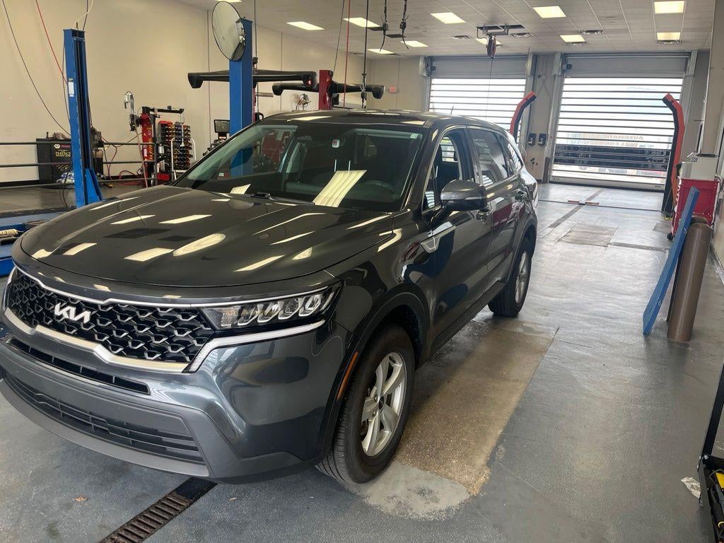 2023 Kia Sorento LX