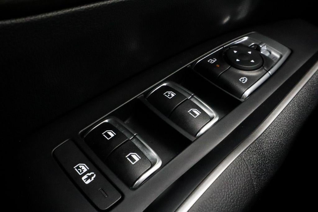 2025 Kia Sorento X-Line EX