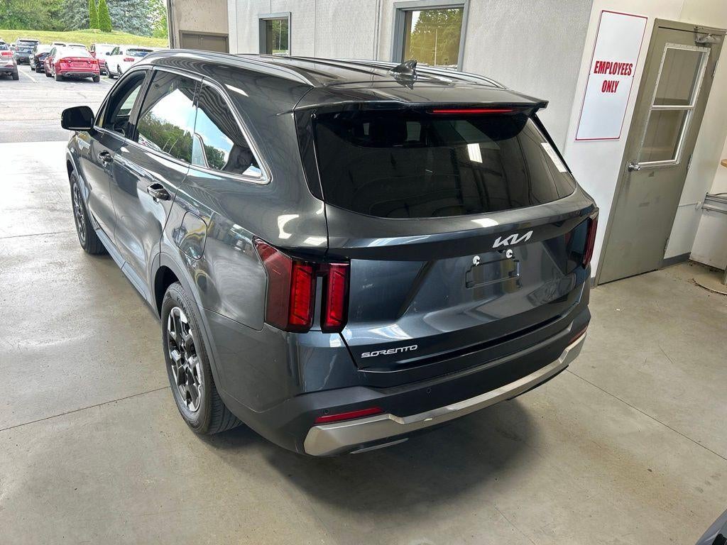 2024 Kia Sorento S