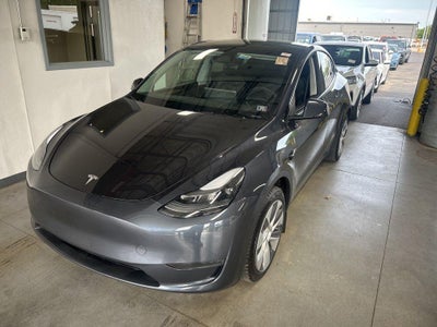 2024 Tesla Model Y Long Range