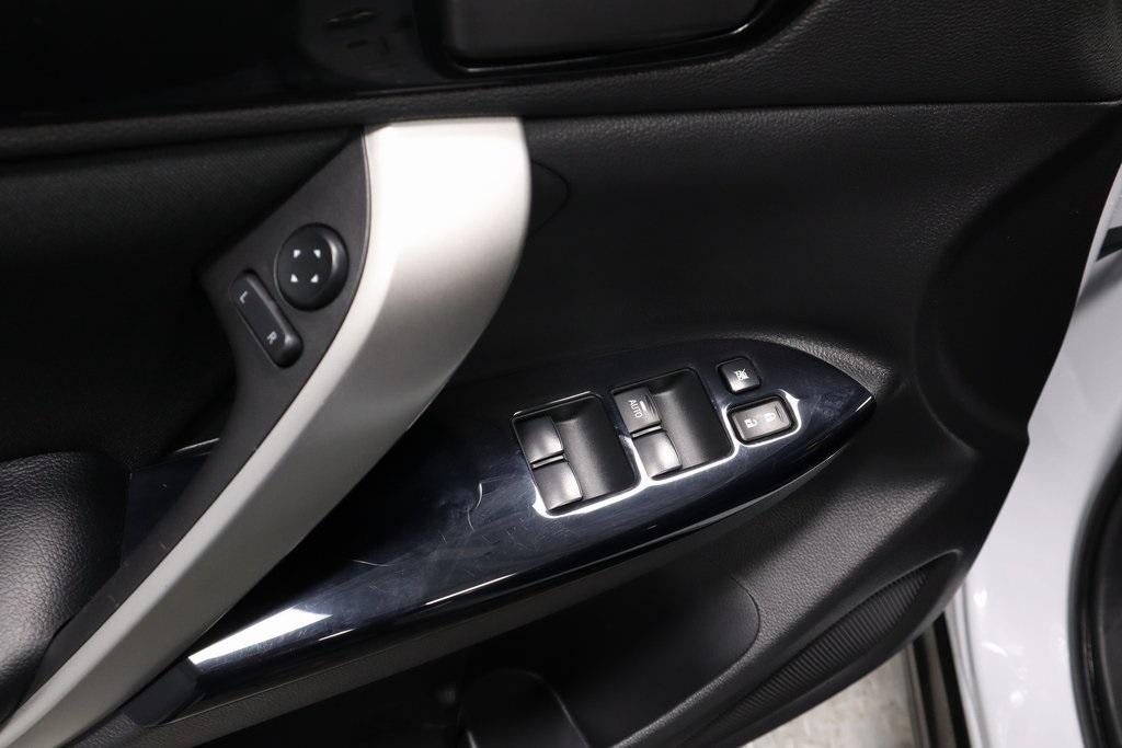 2024 Mitsubishi Eclipse Cross LE