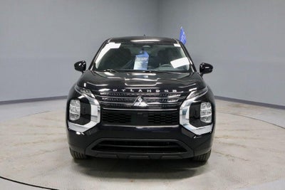 2024 Mitsubishi Outlander ES