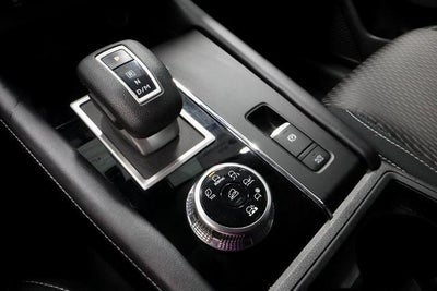 2024 Mitsubishi Outlander ES