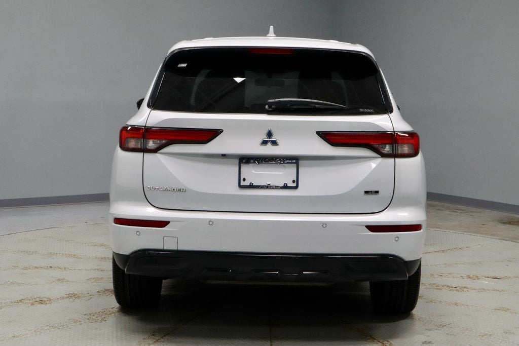 2023 Mitsubishi Outlander SE Black Edition