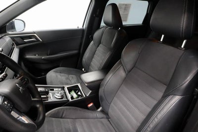 2023 Mitsubishi Outlander SE Black Edition