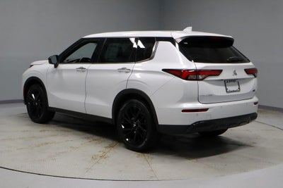 2023 Mitsubishi Outlander SE Black Edition