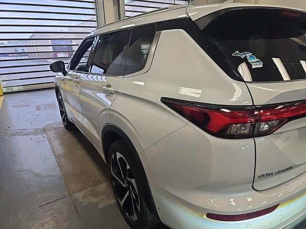 2022 Mitsubishi Outlander SEL