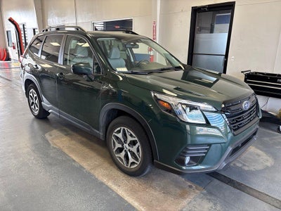 2023 Subaru Forester Premium