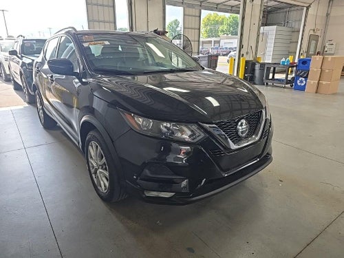 2022 Nissan Rogue Sport SV