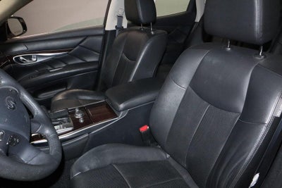 2017 INFINITI Q70 3.7X