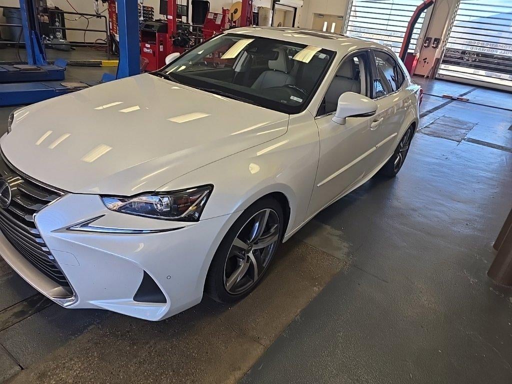 2019 Lexus IS 300 300