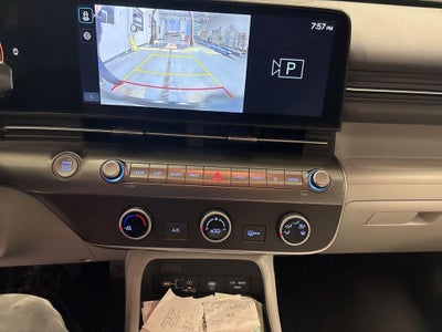 2025 Hyundai KONA SE