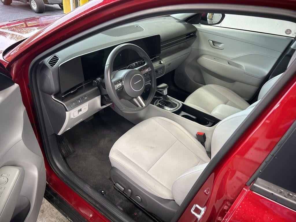2025 Hyundai KONA SEL