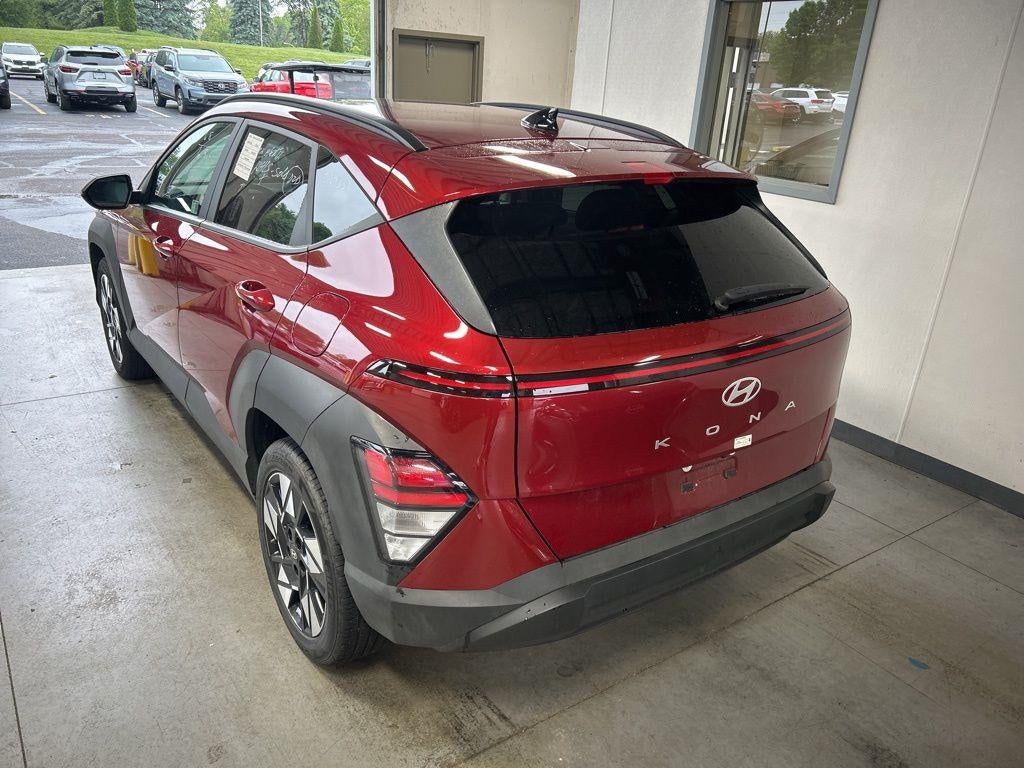 2025 Hyundai KONA SEL