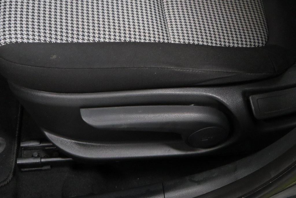 2022 Hyundai KONA SE