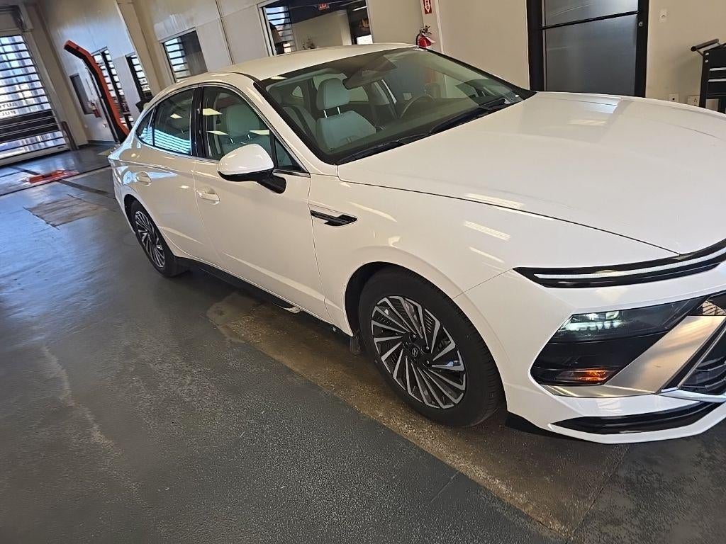 2025 Hyundai SONATA Hybrid SEL