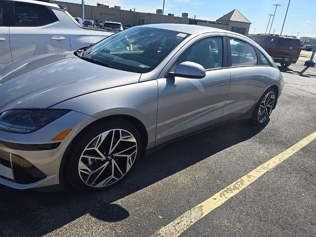 2025 Hyundai IONIQ 6 SEL