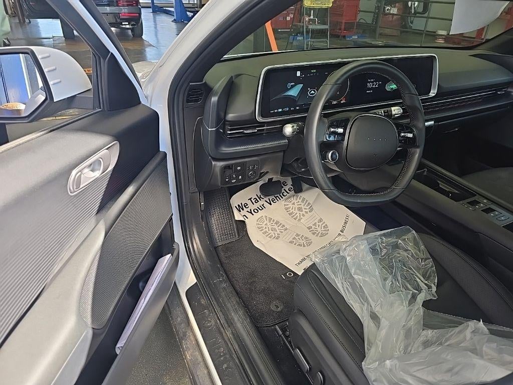 2025 Hyundai IONIQ 6 SEL