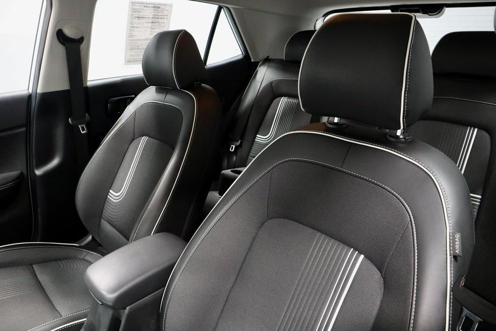 2023 Hyundai VENUE Limited