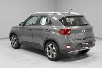 2024 Hyundai VENUE SEL