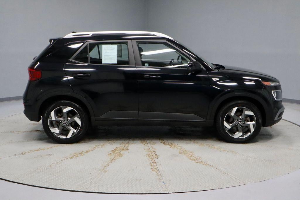 2021 Hyundai VENUE SEL