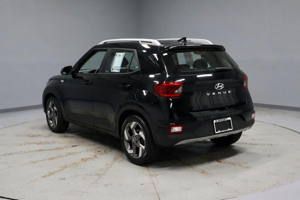 2021 Hyundai VENUE SEL