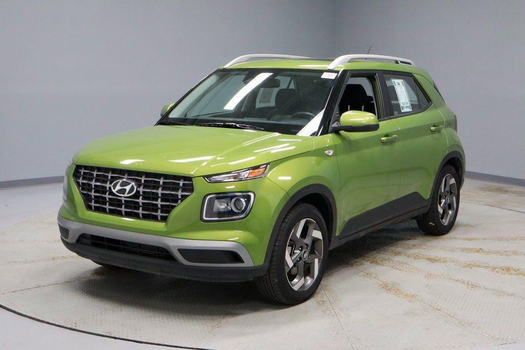 2024 Hyundai VENUE SEL