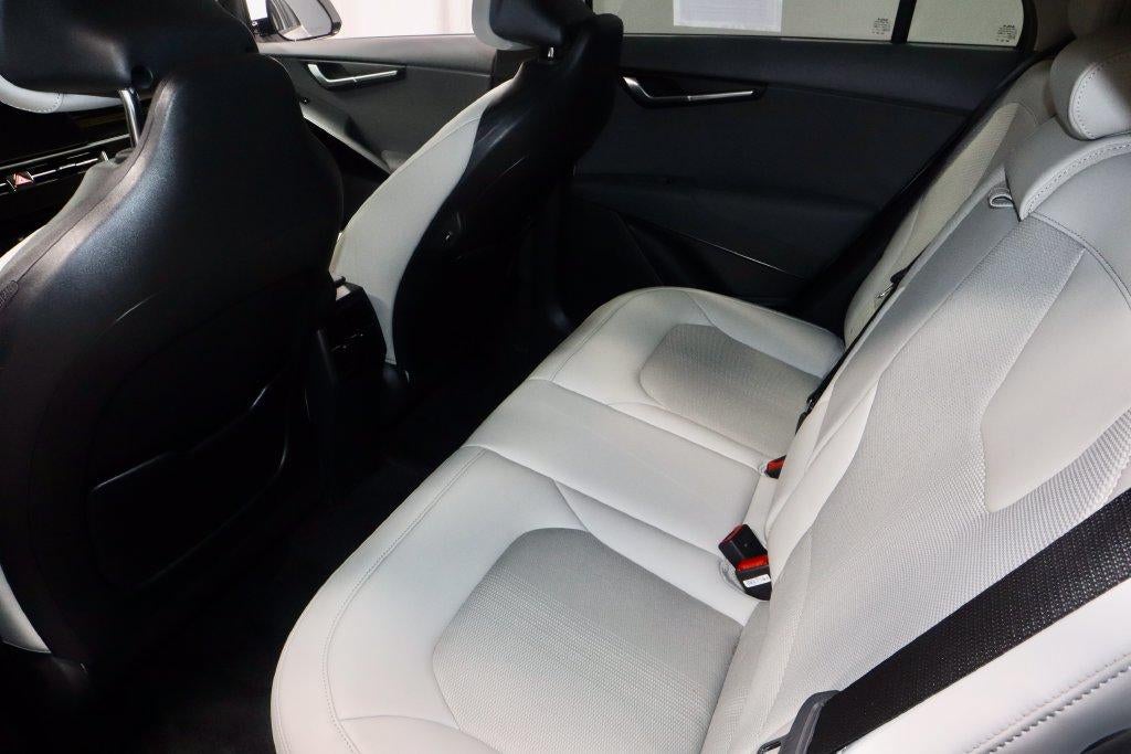 2025 Kia Niro EX Touring