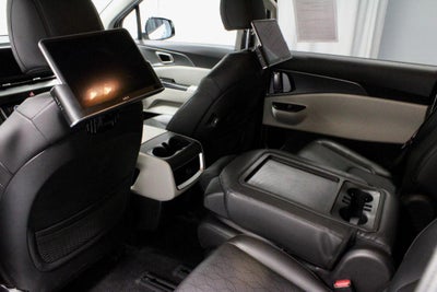 2023 Kia Carnival LX