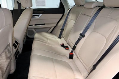 2020 Jaguar XF 30t Prestige