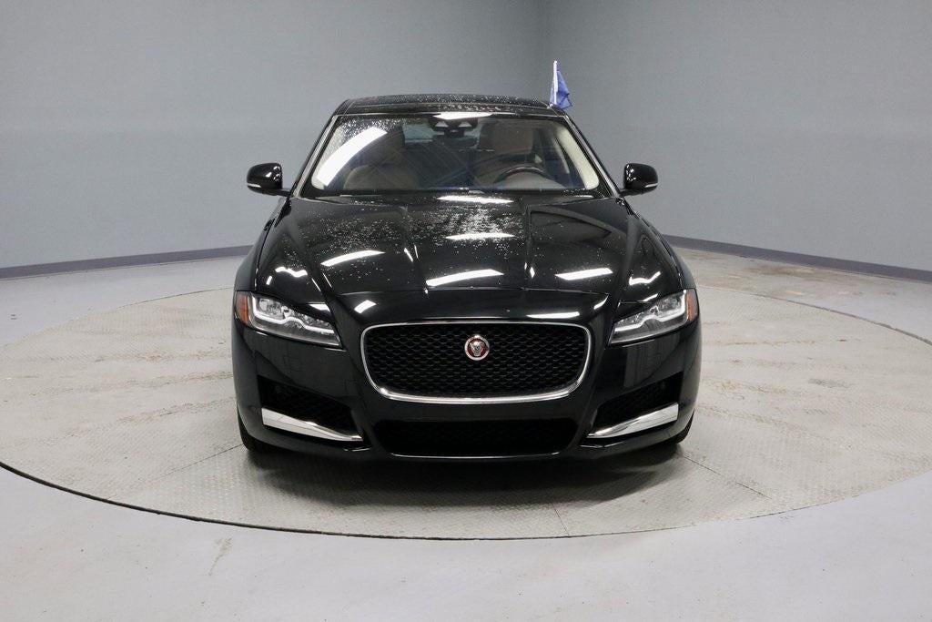 2020 Jaguar XF 30t Prestige