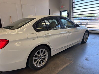 2018 BMW 320i xDrive 320i xDrive
