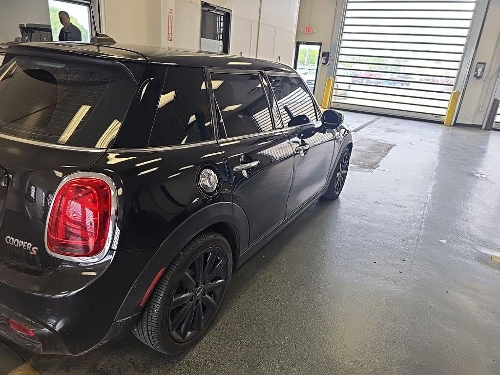 2021 MINI Cooper S Hardtop 4 Door Signature