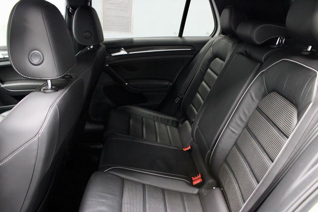 2019 Volkswagen Golf R DCC & Navigation 4Motion