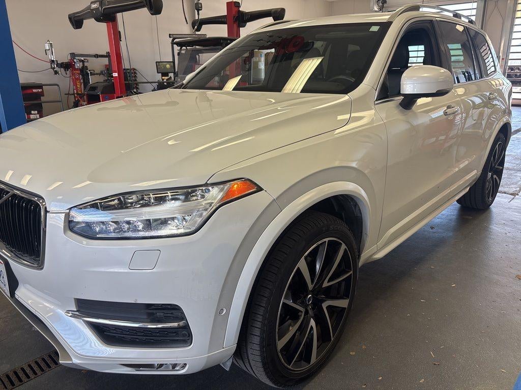 2018 Volvo XC90 T6 Momentum