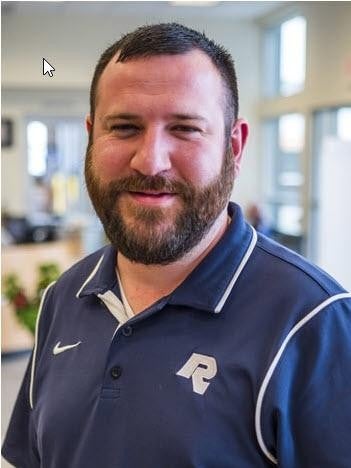 Performance Respresentative - Daniel